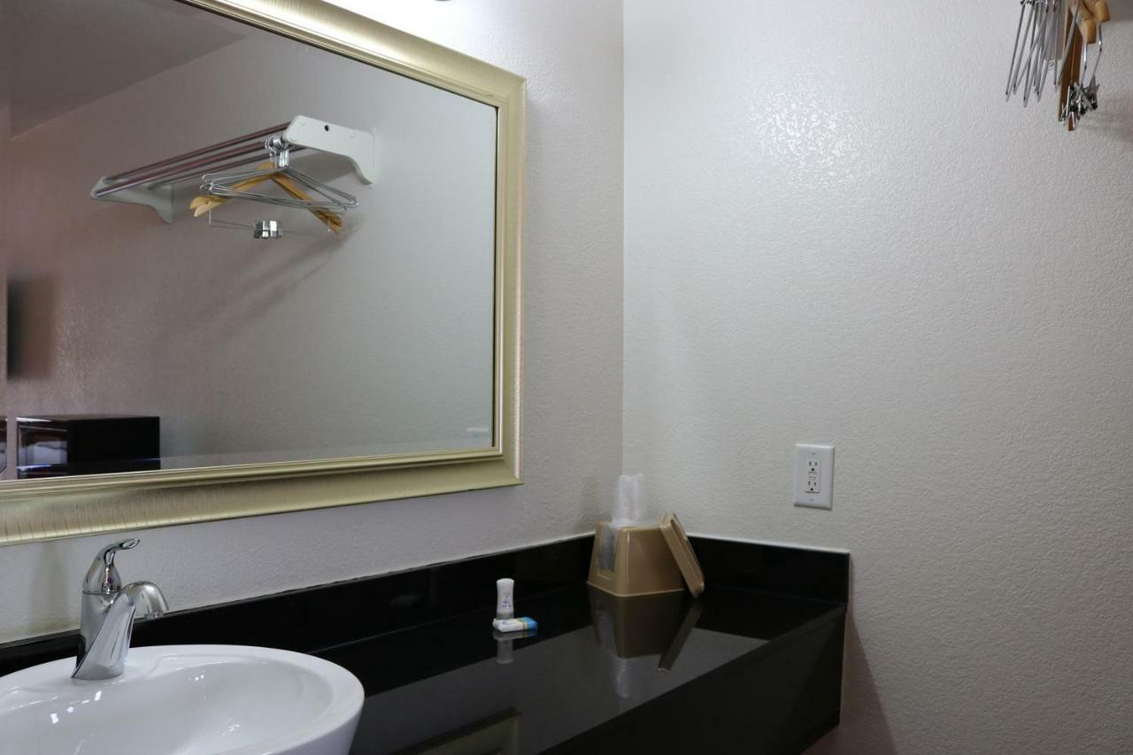 Heritage Inn & Suites El Dorado Kültér fotó